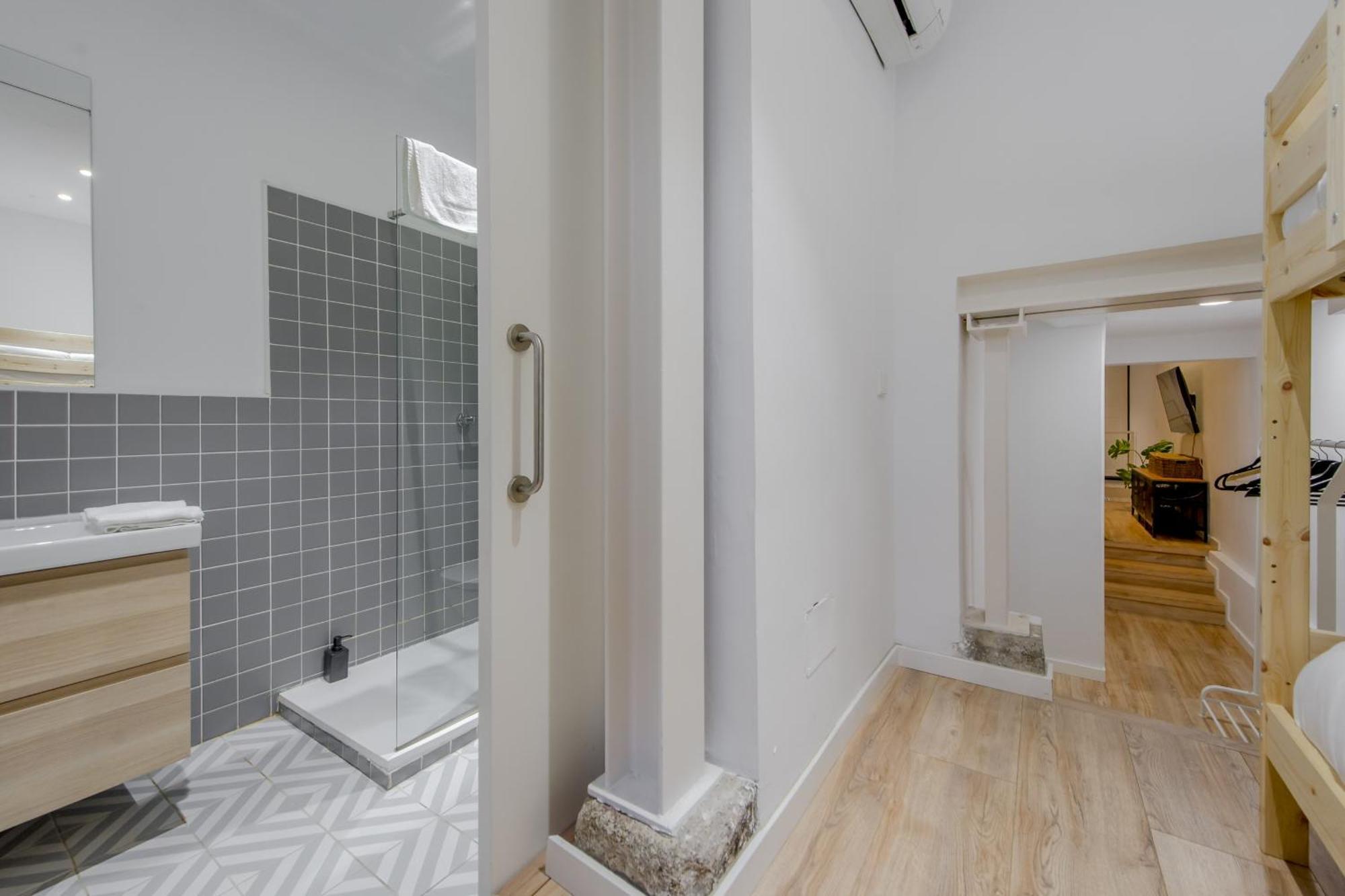 Modern Apt Para 7Pax En Chamberi-Ponzano Madrid Exterior photo